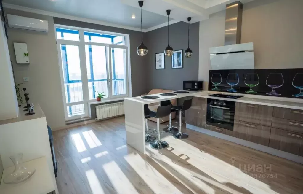 3-к кв. Татарстан, Казань ул. Оренбургский Тракт, 4Б (70.3 м) - Фото 1