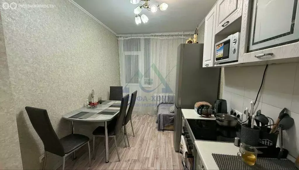 1-комнатная квартира: Оренбург, Салмышская улица, 64/3 (38 м) - Фото 1