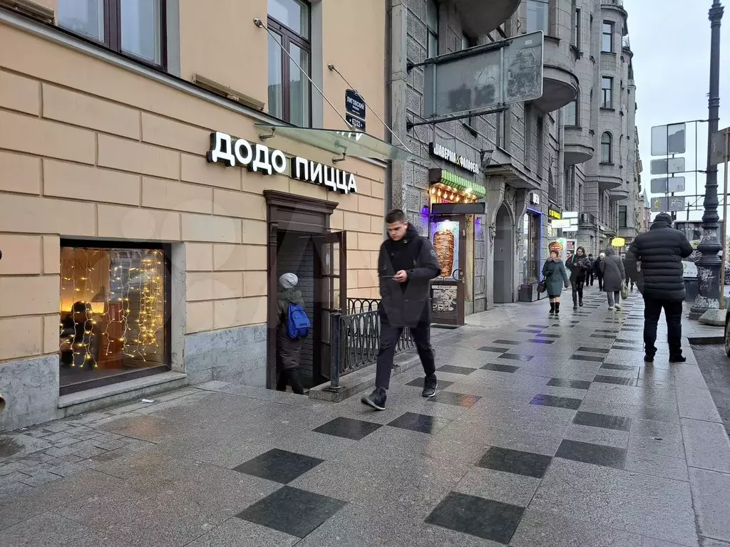 Торговая площадь напротив ТК Галерея 10- 34 м - Фото 0