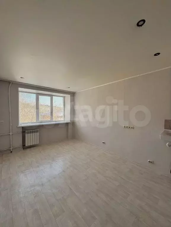 Комната 13,8 м в 1-к., 4/4 эт. - Фото 0