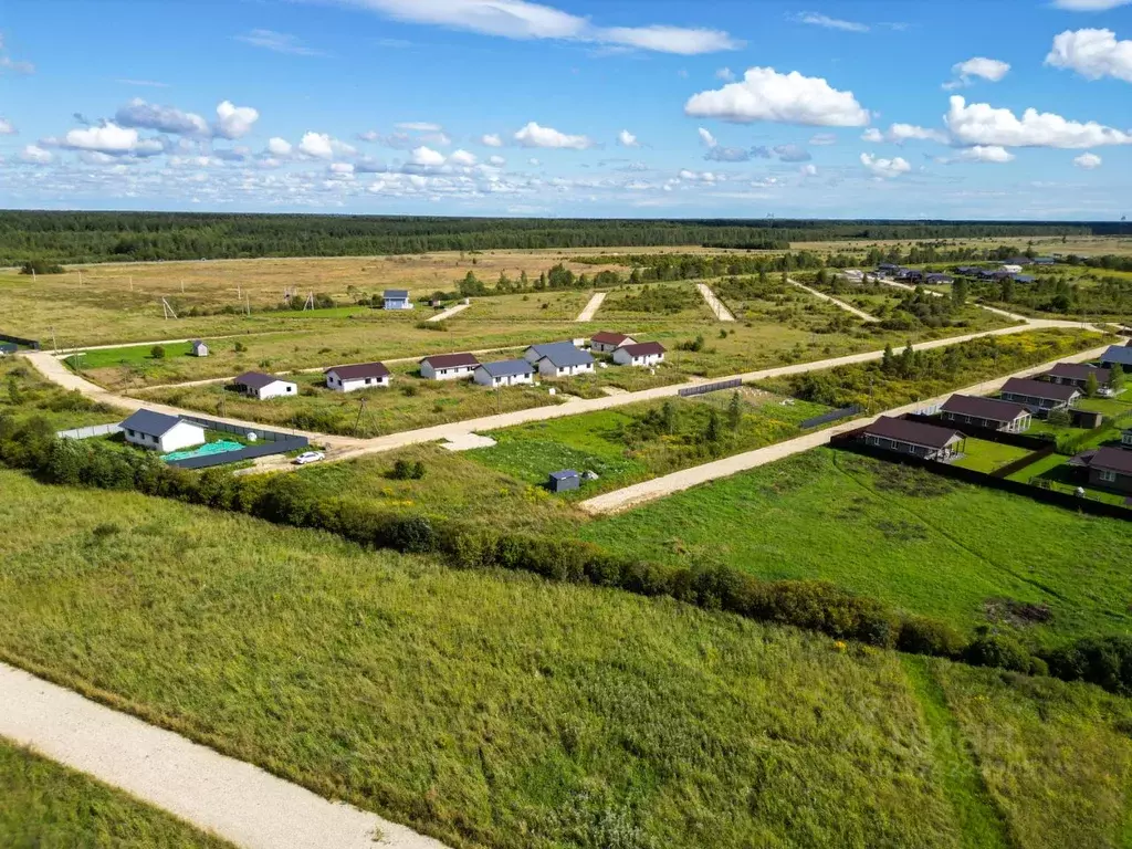 Участок в Ленинградская область, Гатчинский муниципальный округ, д. ... - Фото 1