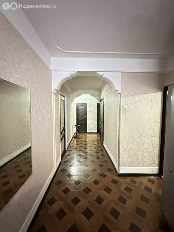 3-комнатная квартира: Махачкала, улица Гаджи Алибегова, 84 (74 м) - Фото 2