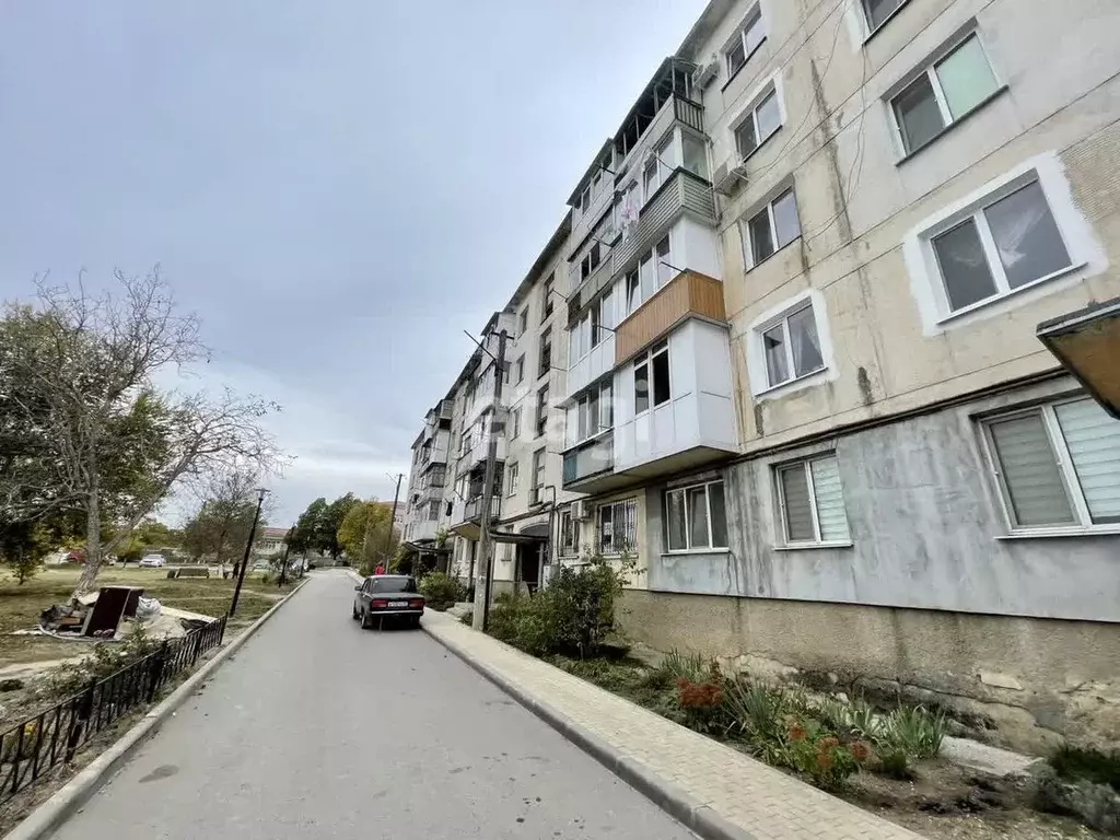3-к кв. Крым, Белогорский район, с. Крымская Роза ул. Октябрьская, 2 ... - Фото 1