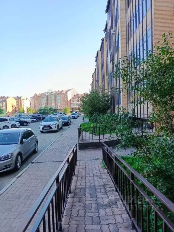 3-к кв. Хакасия, Абакан ул. Авиаторов, 10 (69.9 м) - Фото 2