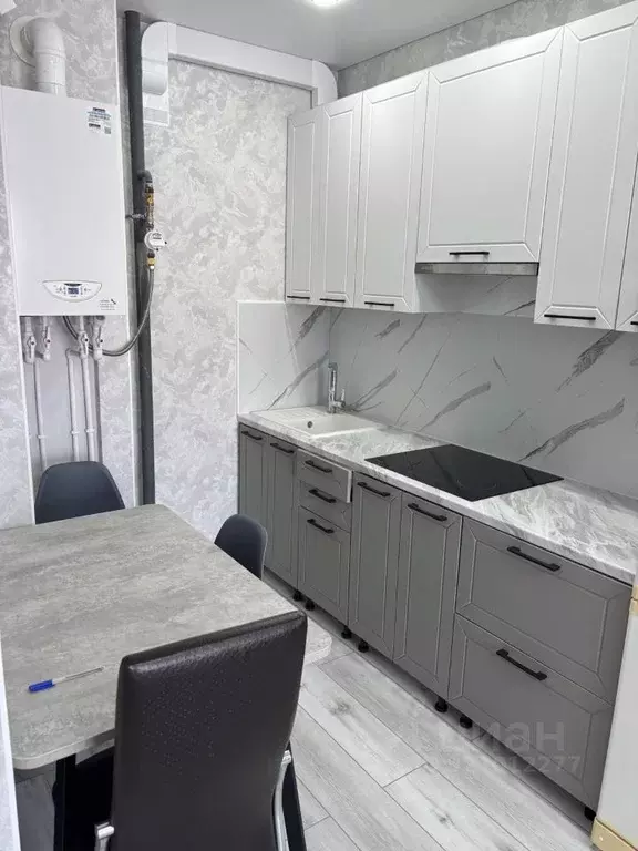 1-к кв. Астраханская область, Астрахань Автомобильная ул., 8 (40.4 м) - Фото 1