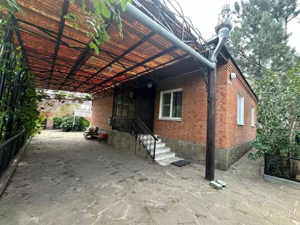 Дом в Ростовская область, Родионово-Несветайская сл. ул. Советская ... - Фото 1