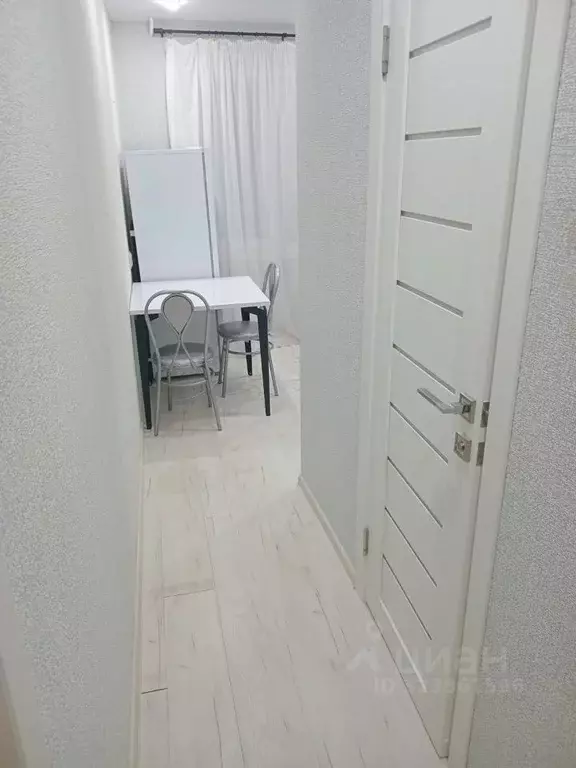 1-к кв. Челябинская область, Челябинск ул. Молодогвардейцев, 56 (30.2 ... - Фото 2