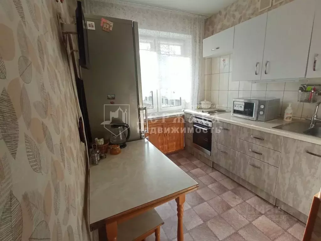 2-к кв. Кемеровская область, Кемерово Октябрьский просп., 69 (45.0 м) - Фото 1