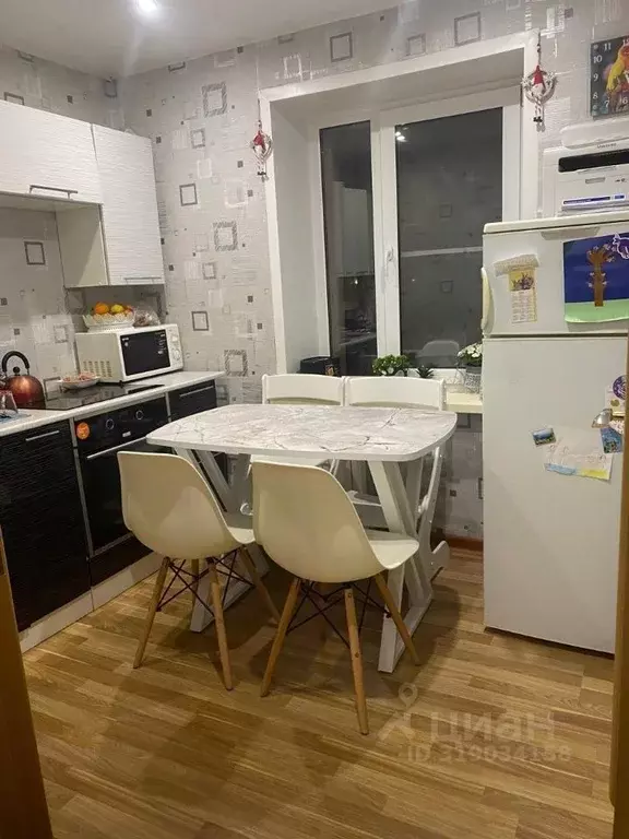 1-к кв. Коми, Сыктывкар ул. Морозова, 151 (35.7 м) - Фото 0