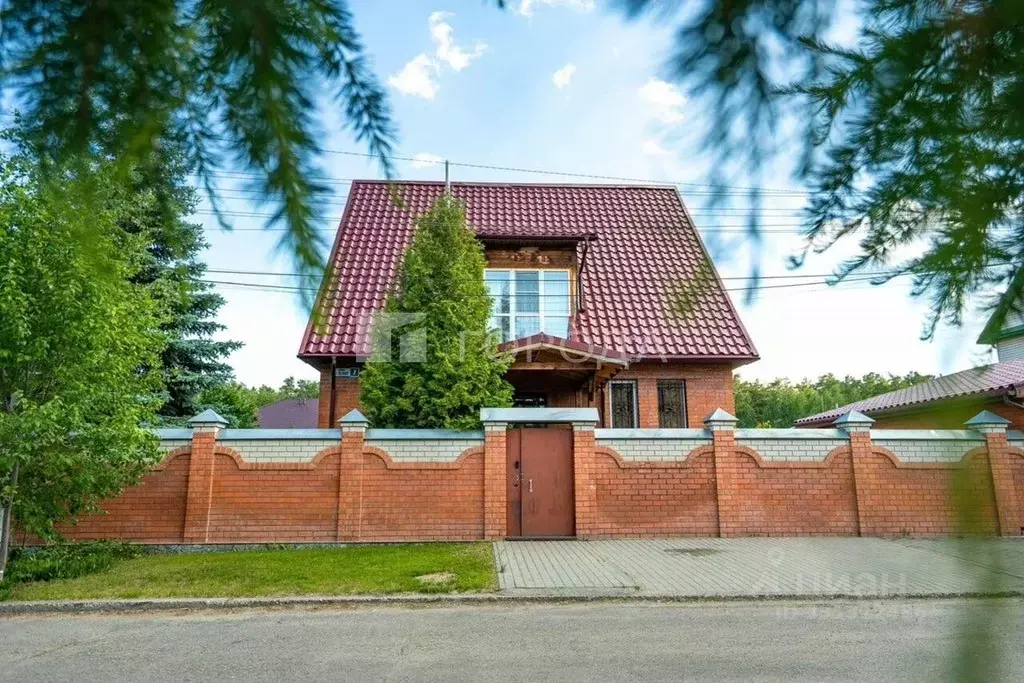 Дом в Алтайский край, Барнаул ул. 2-я Осенняя, 7 (233 м) - Фото 1