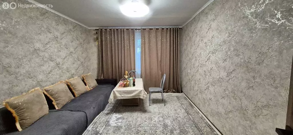 3-комнатная квартира: Торжок, 1-я улица Пугачёва, 18 (58.4 м) - Фото 2