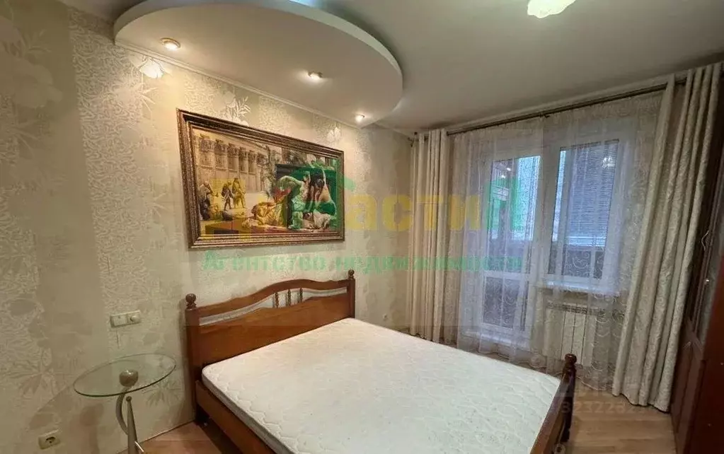 3-к кв. Белгородская область, Белгород ул. Есенина, 36 (70.4 м) - Фото 2