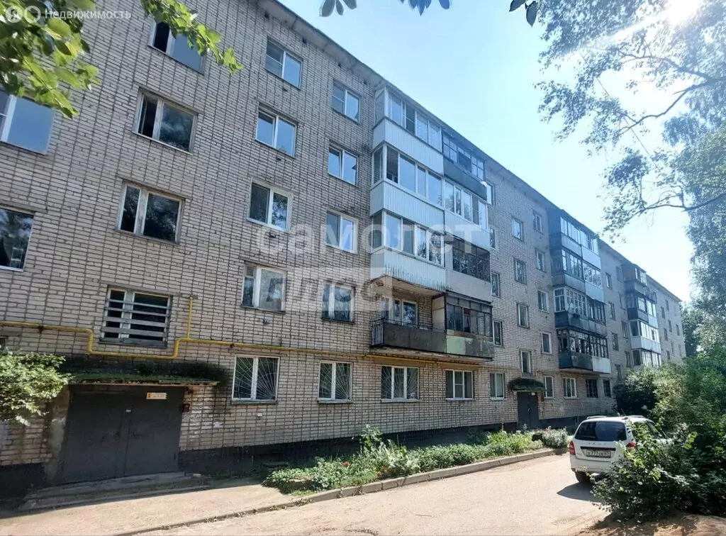 3-комнатная квартира: Смоленск, улица Котовского, 5В (50 м) - Фото 0