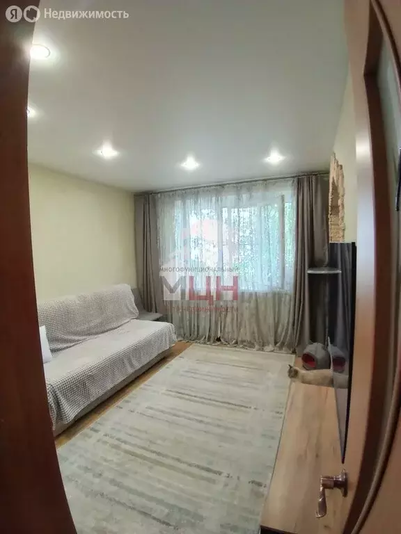2-комнатная квартира: Конаково, улица Баскакова, 10 (45 м) - Фото 1