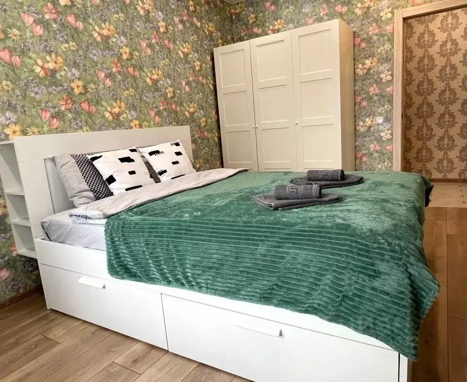 2-к кв. Татарстан, Казань ул. Николая Ершова, 62Вк1 (55.0 м) - Фото 0