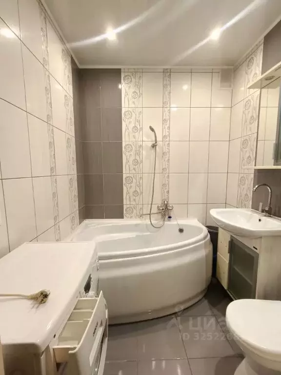 1-к кв. Воронежская область, Воронеж ул. Маршала Неделина, 27 (35.0 м) - Фото 2