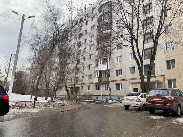 3-к. квартира, 60м, 1/9эт. - Фото 0