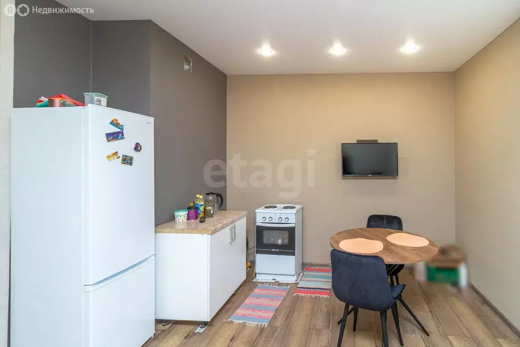 Квартира-студия: Тюмень, улица Беляева, 33к1 (27.8 м) - Фото 2