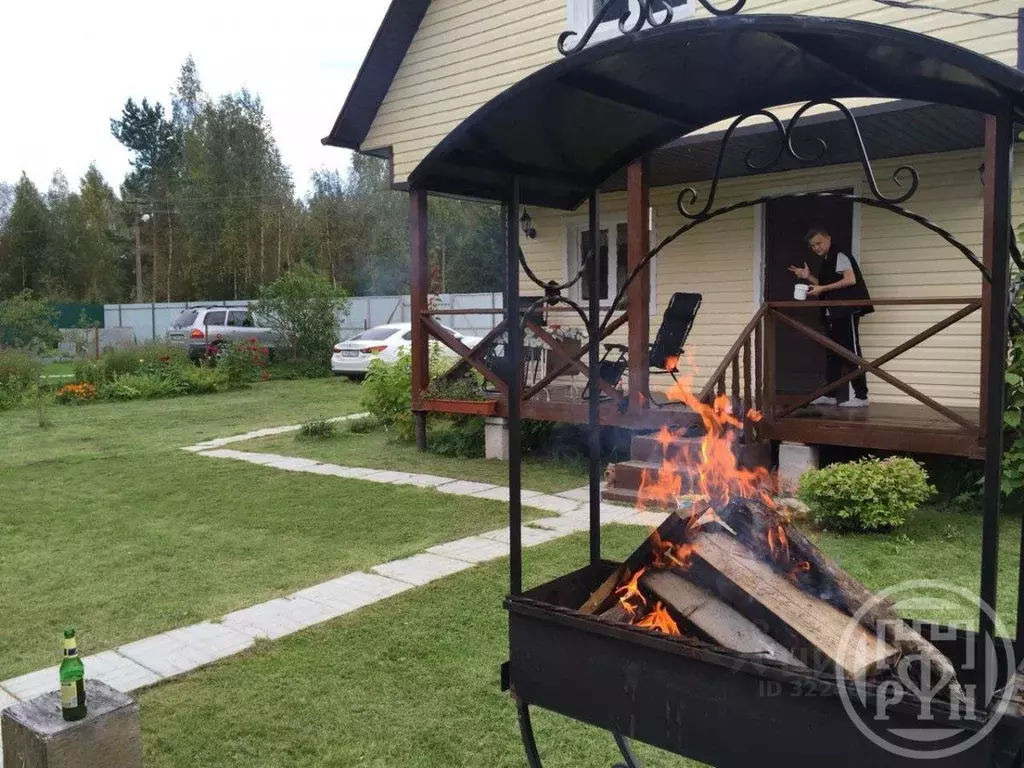 Дом в Ленинградская область, Лужский район, Мшинское с/пос, Мшинская ... - Фото 2