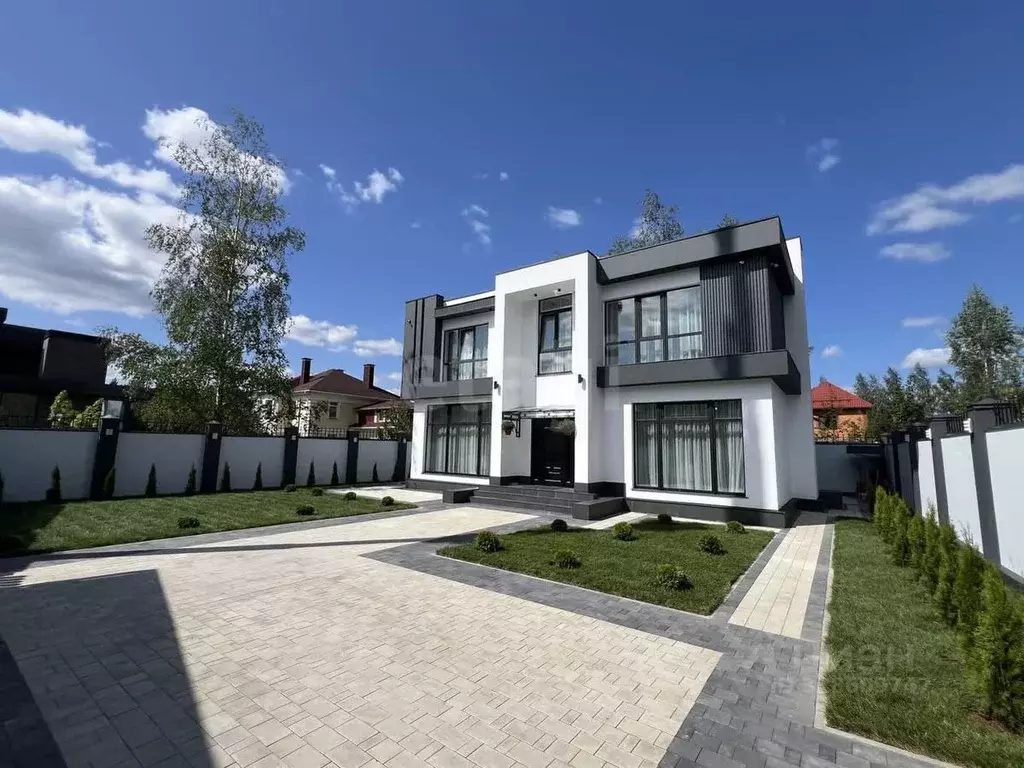 Дом в Москва д. Бачурино, ул. Тюляевская, 76 (200 м) - Фото 1