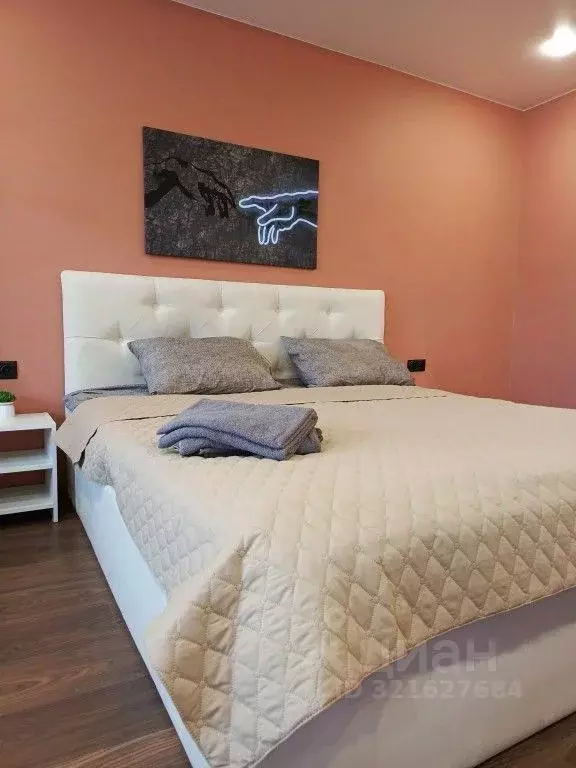 1-к кв. Свердловская область, Екатеринбург пер. Невьянский, 1 (30.0 м) - Фото 1