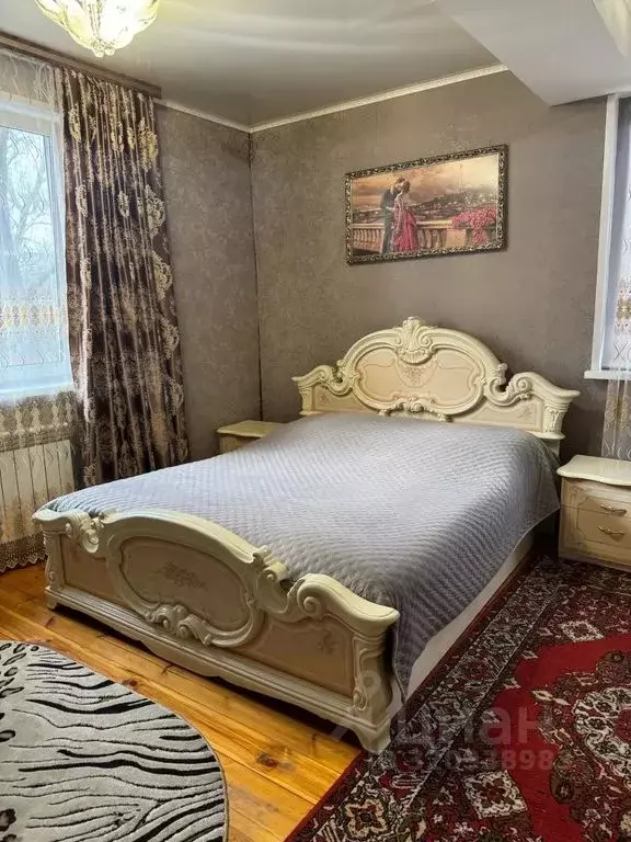 Дом в Нижегородская область, Нижний Новгород ул. Немировича-Данченко, ... - Фото 0