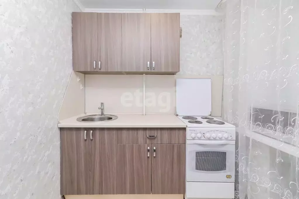 2-к кв. Тюменская область, Тюмень ул. Мельникайте, 97 (44.1 м) - Фото 1