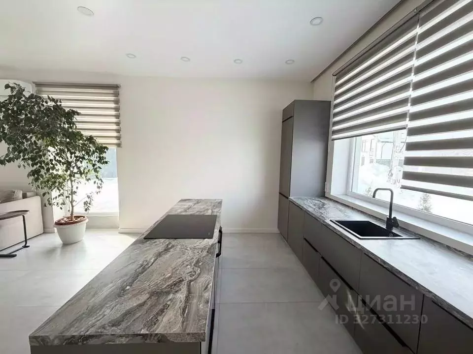 Дом в Свердловская область, Белоярский муниципальный округ, пос. ... - Фото 1