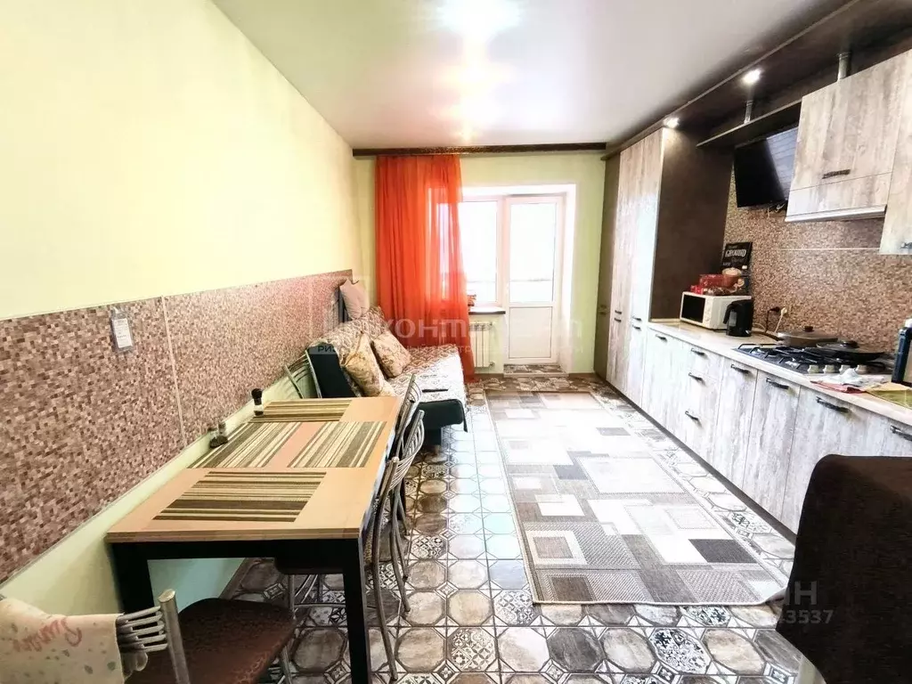 2-к кв. Владимирская область, Ковров ул. Маршала Устинова, 9 (70.34 м) - Фото 1