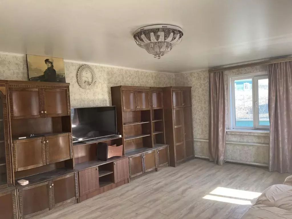 Дом в Алтайский край, Новоалтайск ул. 2-я Школьная (80 м) - Фото 2