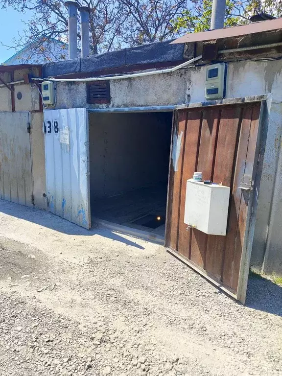 Гараж в Краснодарский край, Новороссийск ГСК 37 тер., с80 (34 м) - Фото 1