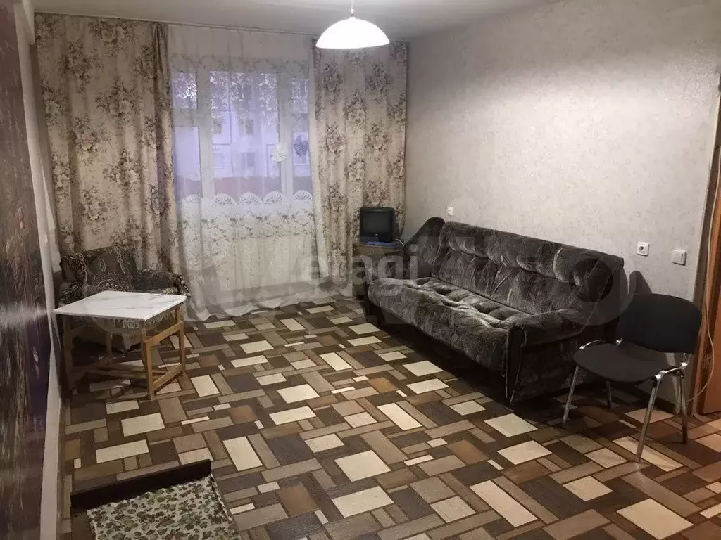 1-к. квартира, 40 м, 2/5 эт. - Фото 1