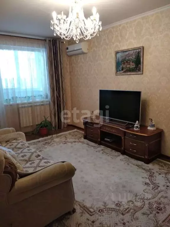 3-к кв. Белгородская область, Белгород ул. Есенина, 46а (80.2 м) - Фото 0