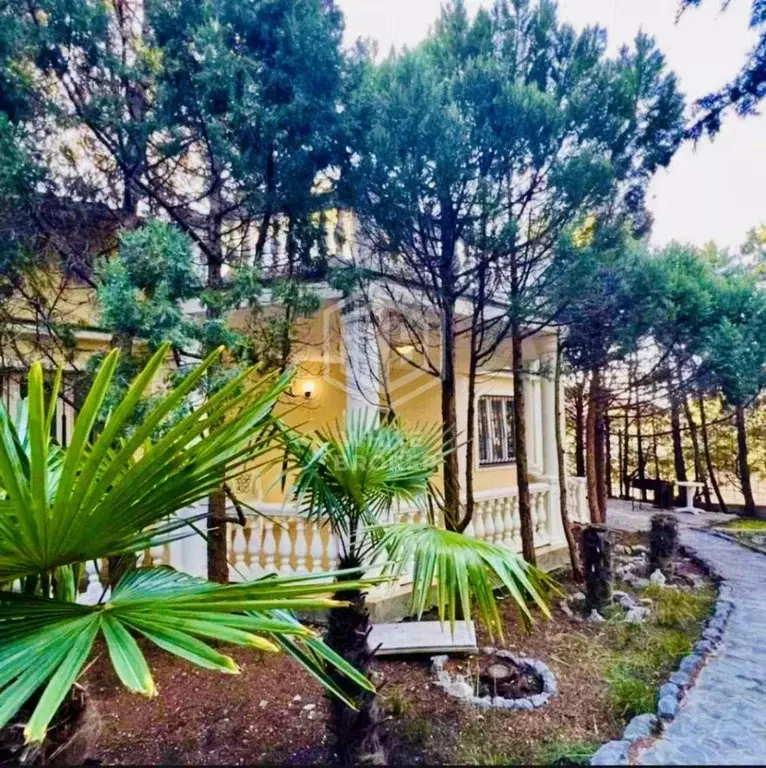 Дом в Крым, Ялта муниципальный округ, с. Оползневое ул. Князя ... - Фото 1