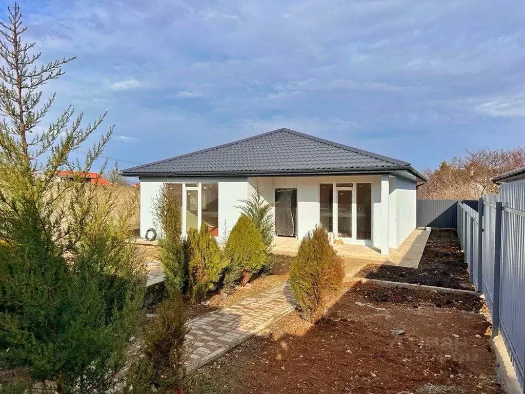 Дом в Севастополь Маяк-4 садовое товарищество,  (120 м) - Фото 1