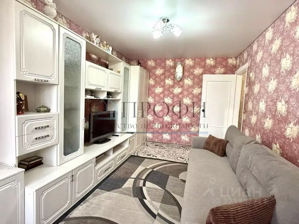 2-к кв. Белгородская область, Новый Оскол 1 Мая ул., 10 (45.0 м) - Фото 2