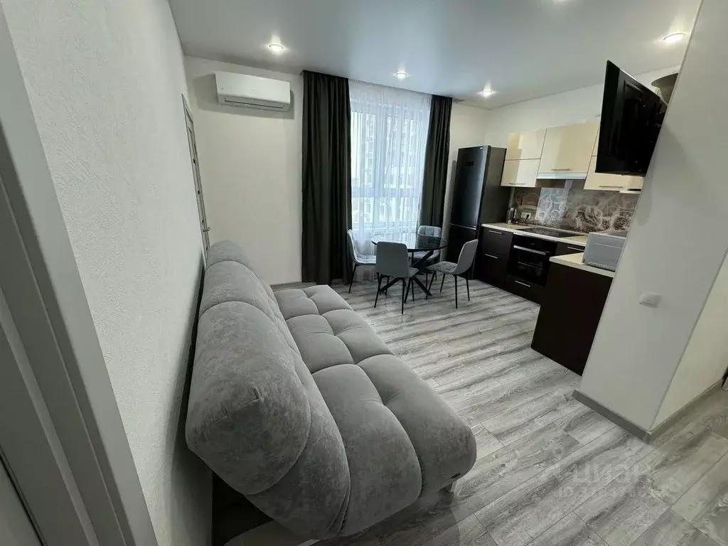 2-к кв. Тюменская область, Тюмень ул. Павла Никольского, 10к1блок1 ... - Фото 1