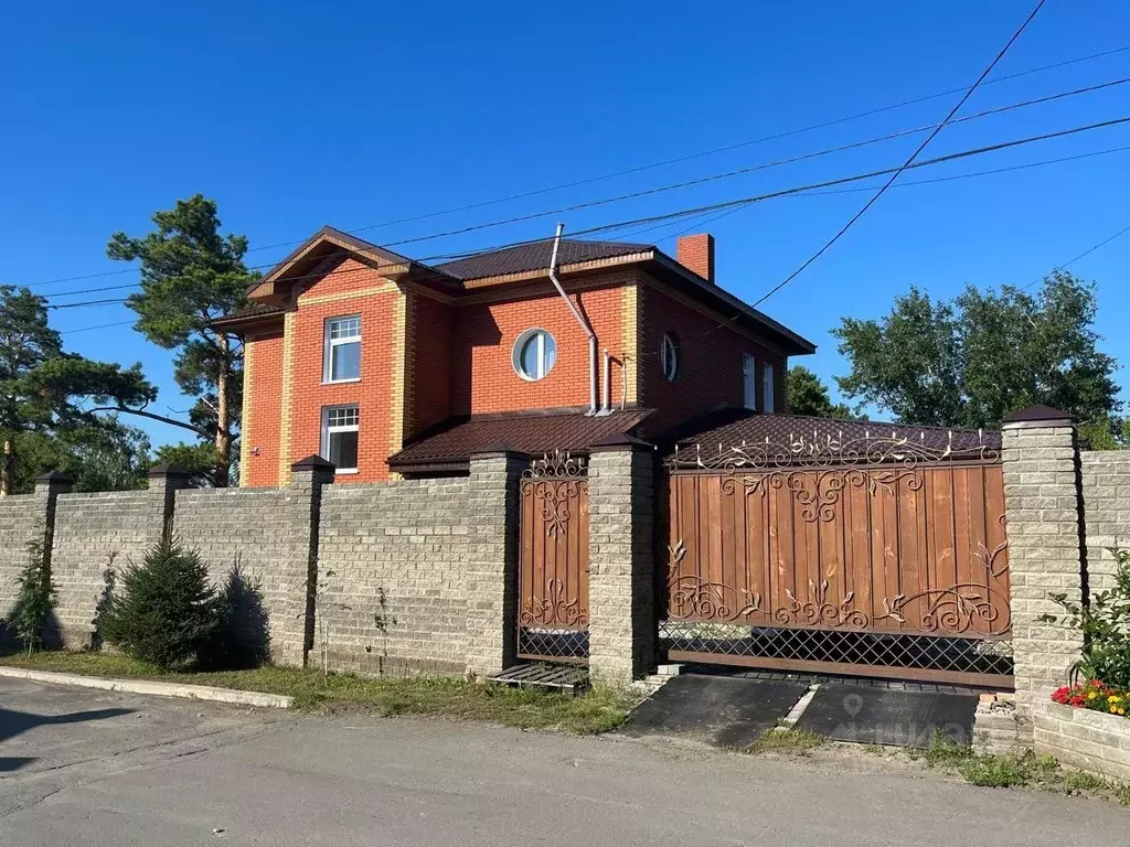 Коттедж в Алтайский край, Барнаул пер. Дрокина (197 м) - Фото 1