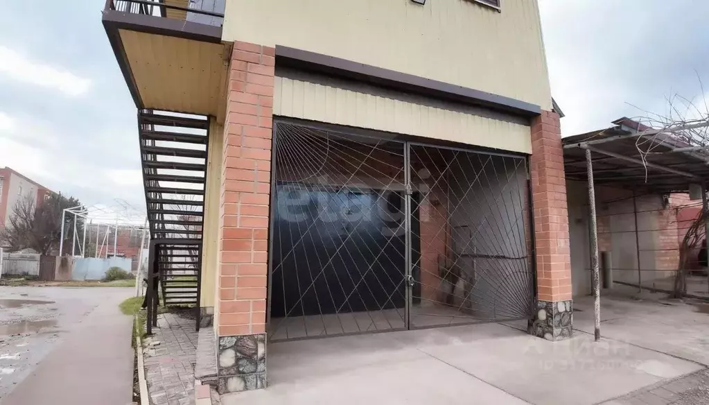 Гараж в Краснодарский край, Ейск ул. Горького (59 м) - Фото 1