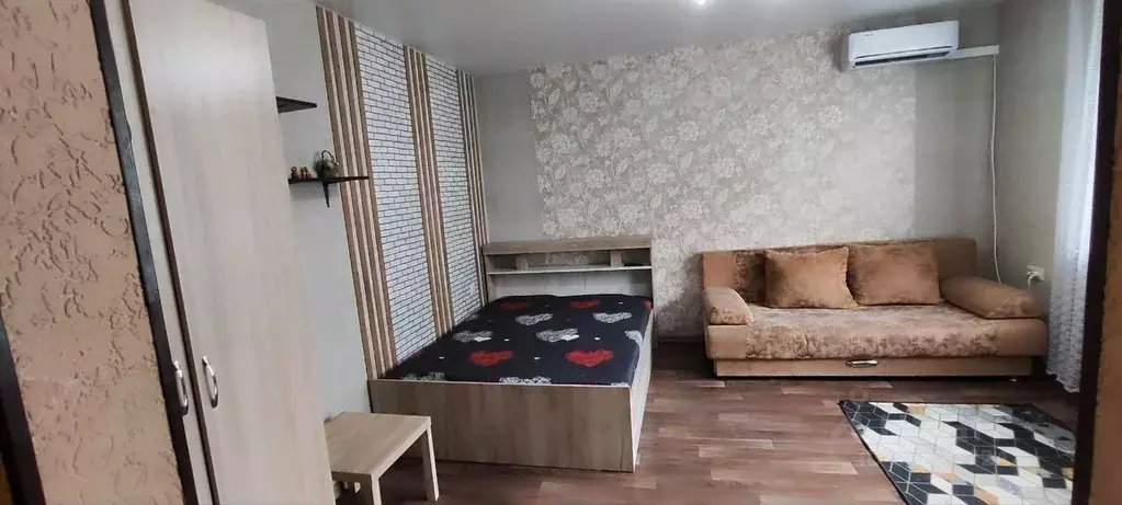 1-к кв. Самарская область, Сызрань Пензенская ул., 37 (30.0 м) - Фото 1