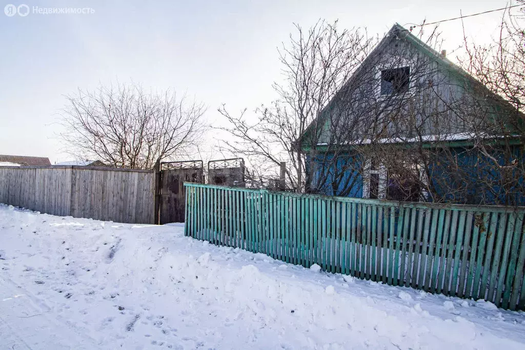 Дом в Тюменская область, Ялуторовский муниципальный округ, деревня ... - Фото 1