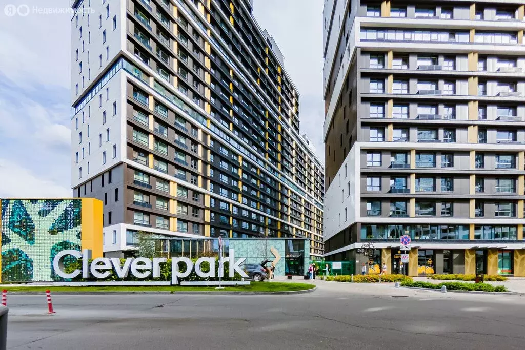 3-комнатная квартира: Екатеринбург, улица Ткачей, 13 (77.2 м) - Фото 2