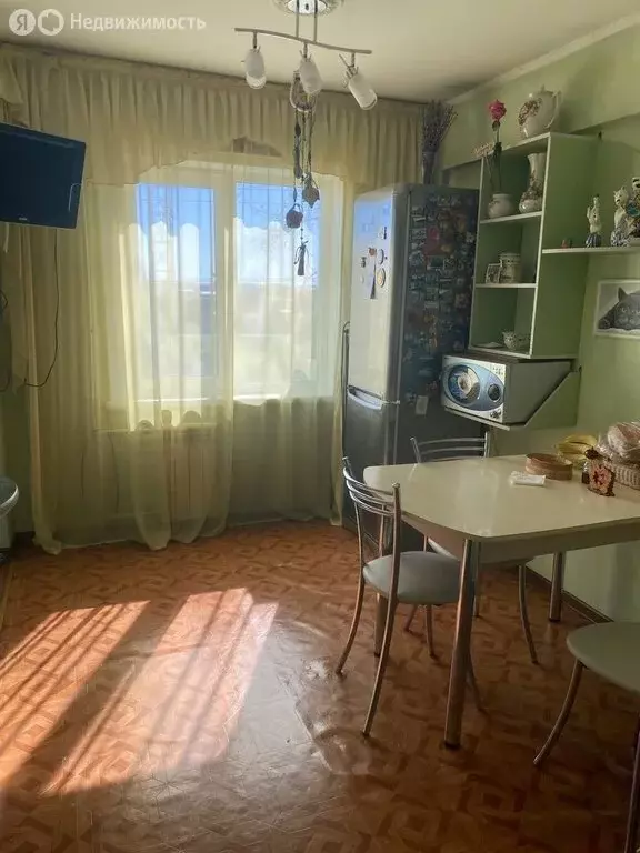 2-комнатная квартира: Бийск, улица Разина, 70 (58.4 м) - Фото 1