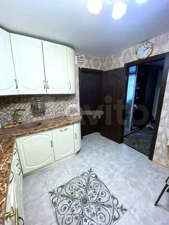 2-к. квартира, 40 м, 1/9 эт. - Фото 1