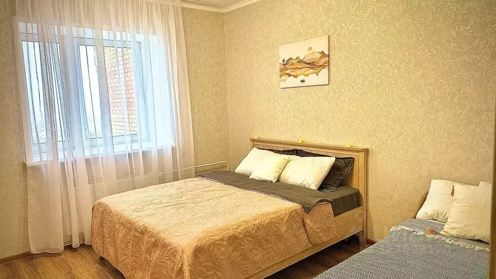 2-к кв. Татарстан, Казань ул. Чингиза Айтматова, 11 (65.0 м) - Фото 1