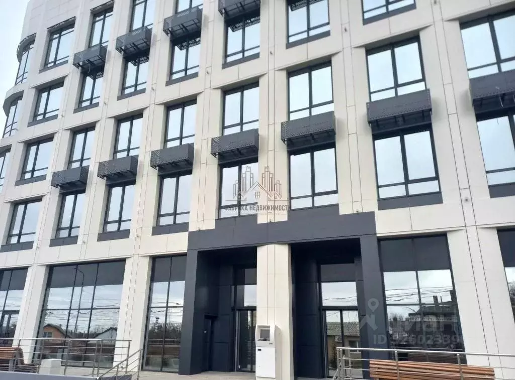 Офис в Крым, Симферополь ул. Крымская, 2 (50 м) - Фото 1