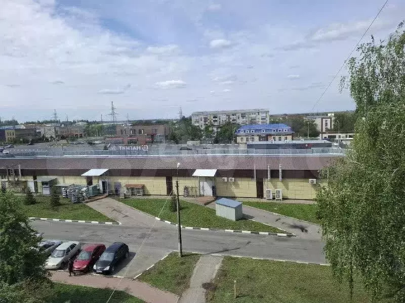 3-к. квартира, 70 м, 5/5 эт. - Фото 0