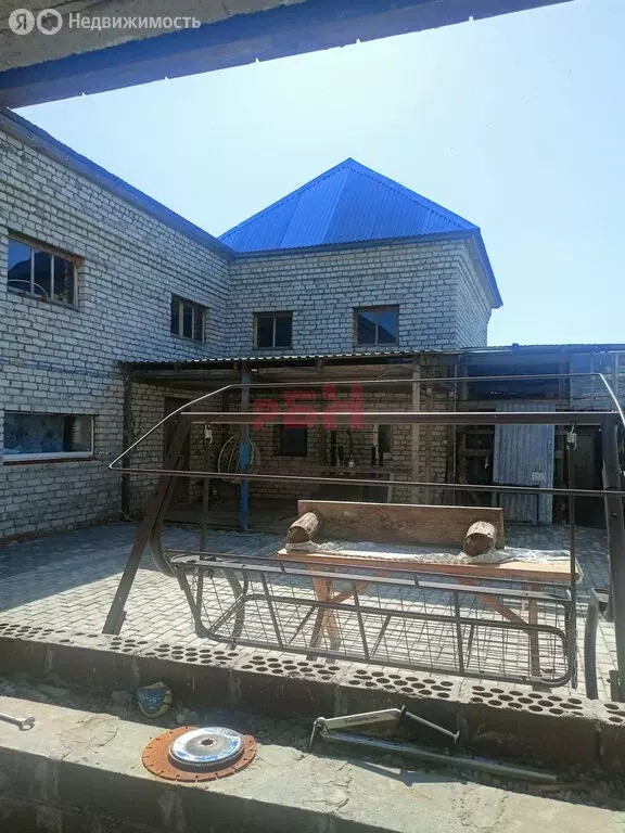 Дом в село Новая Беденьга, улица Мира (295 м) - Фото 2