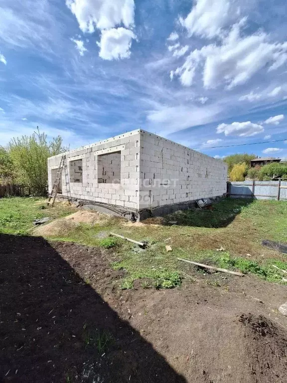 Дом в Самарская область, Сызрань ул. Карла Маркса, 68 (150 м) - Фото 1