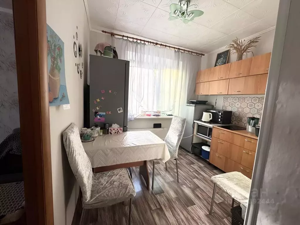 2-к кв. Омская область, Омск ул. Дианова, 33Б (40.4 м) - Фото 0